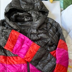 Stylish Uniqlo Puffer - Black, Orange and Pink